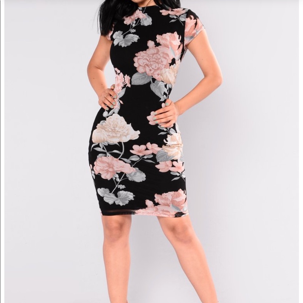 Fashion nova floral bodycon dress 1X
